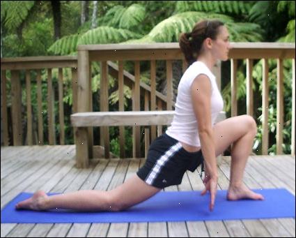 Hur att sträcka för split. Värm upp innan stretching för split: Det är viktigt att dina muskler att vara varm.