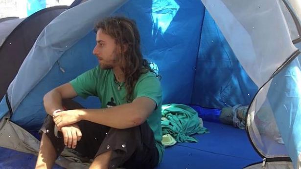 Hur att leva i ett tält. Köp eller hitta en 2 eller 3 rum.