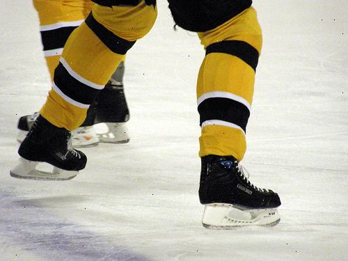 Hur fixar spets bit med hockey skridskor. Identifiera om en fot eller fötter har problem.